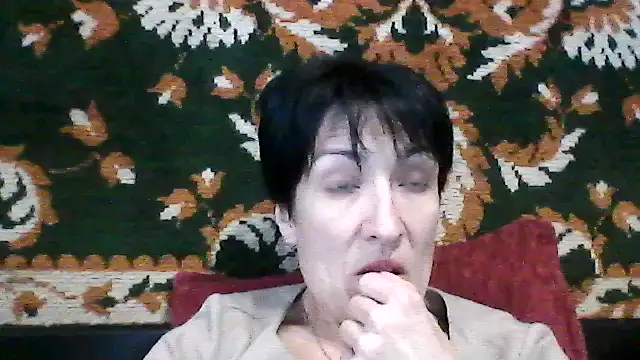 SunnyAmorre online show from 09/25/25, 10:08