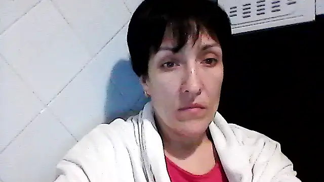 SunnyAmorre online show from 11/23/25, 08:52