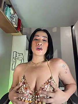 Snapshot of AsianMilfSheryl chatting on 05/11/26, 07:25 AsianMilfSheryl online show from 05/11/26, 07:25