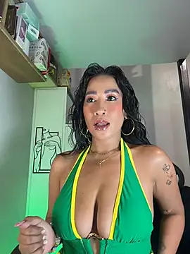 Snapshot of AsianMilfSheryl chatting on 07/11/26, 07:11 AsianMilfSheryl online show from 07/11/26, 07:11