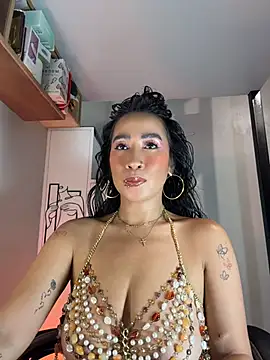 Snapshot of AsianMilfSheryl chatting on 07/20/26, 05:44 AsianMilfSheryl online show from 07/20/26, 05:44