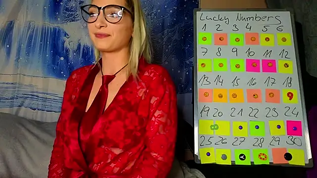 KittyMia online show from 02/09/26, 08:24