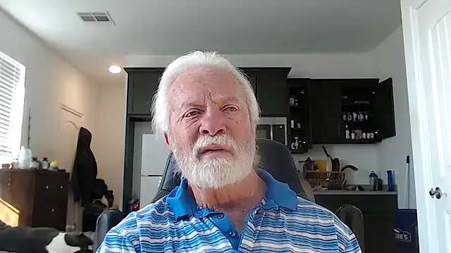 rockpoint69 online show from 12/15/24, 05:31