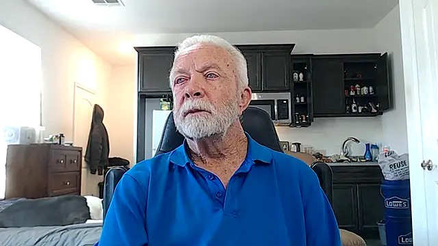 Snapshot of rockpoint69 chatting on 02/03/26, 02:55 rockpoint69 online show from 02/03/26, 02:55