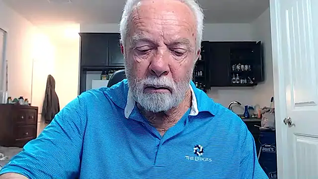 Snapshot of rockpoint69 chatting on 02/08/26, 09:02 rockpoint69 online show from 02/08/26, 09:02