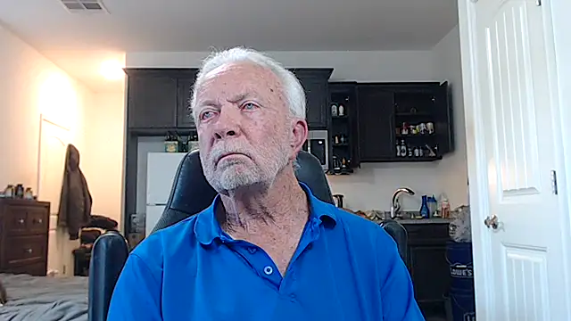 Snapshot of rockpoint69 chatting on 02/22/26, 01:53 rockpoint69 online show from 02/22/26, 01:53