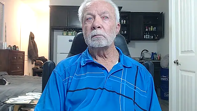 Snapshot of rockpoint69 chatting on 03/05/26, 11:50 rockpoint69 online show from 03/05/26, 11:50