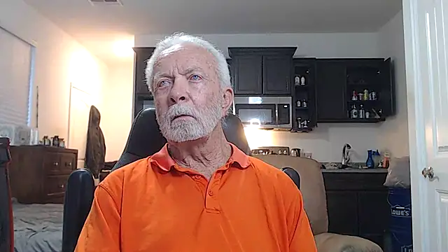 Snapshot of rockpoint69 chatting on 03/06/26, 12:18 rockpoint69 online show from 03/06/26, 12:18