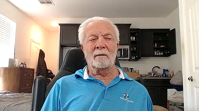 rockpoint69 online show from 04/29/26, 07:42