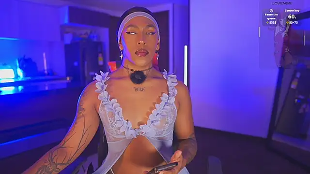 AmberRaus online show from 01/08/26, 02:03