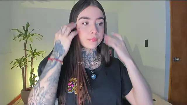 Ally Snow online show from 09/21/25, 10:39