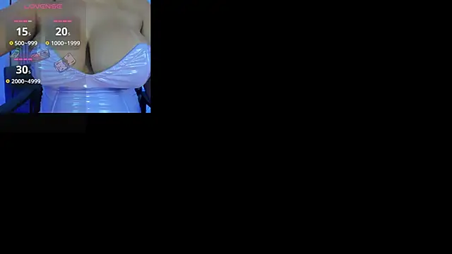 LeahJones  online show from 01/28/25, 11:07