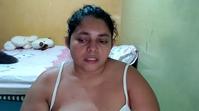 Snapshot of yulieth_bbw chatting on 05/29/26, 01:14 yulieth bbw online show from 05/29/26, 01:14