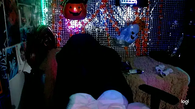 JINX 26 online show from 10/31/25, 01:12