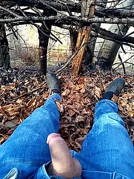 Snapshot of Yaramaz331 chatting on 11/09/25, 10:57 Yaramaz331 online show from 11/09/25, 10:57