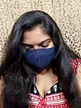 Snapshot of Your-mohana chatting on 12/19/24, 01:40 Your-mohana online show from 12/19/24, 01:40