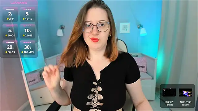 Charmy Gracy online show from 10/04/25, 11:19