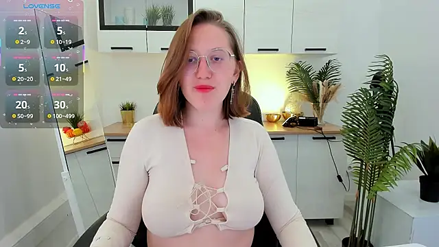 Snapshot of Charmy_Gracy chatting on 04/25/26, 11:57 Charmy Gracy online show from 04/25/26, 11:57