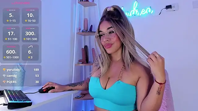 andrea lopezz  online show from 02/12/25, 03:40