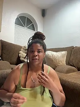 HEARTBREAKBRE online show from 04/24/26, 03:20