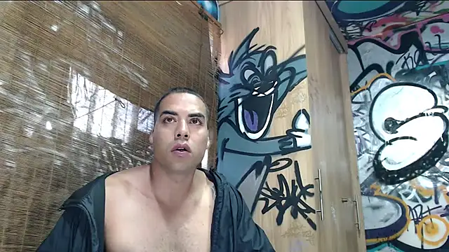 Snapshot of Justin_Frank chatting on 05/09/26, 04:45 Justin Frank online show from 05/09/26, 04:45