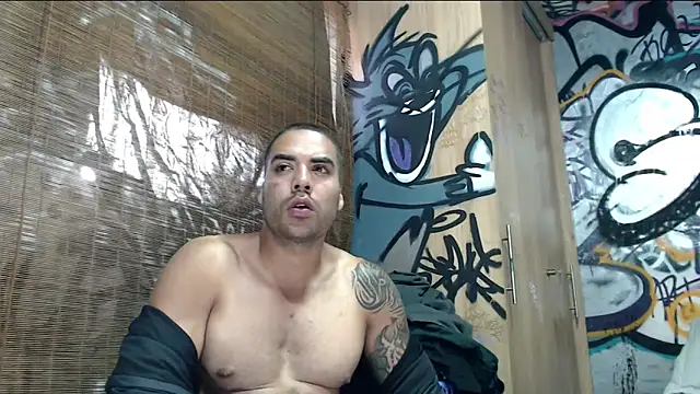 Snapshot of Justin_Frank chatting on 05/26/26, 08:05 Justin Frank online show from 05/26/26, 08:05
