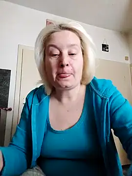 GeileEstelle online show from 12/13/24, 06:31