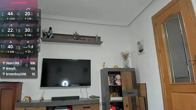 adellle online show from 12/04/24, 02:04