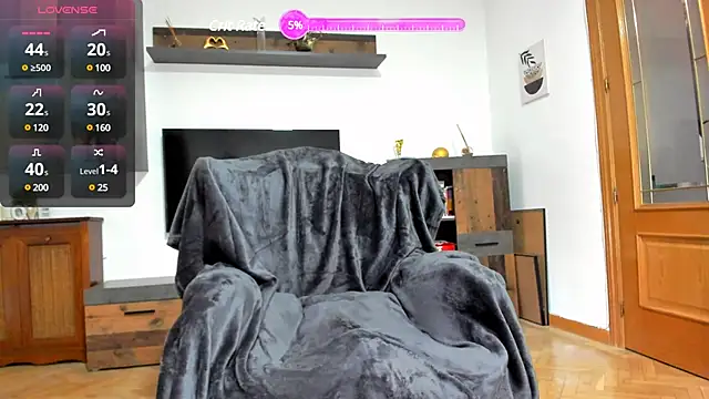 adellle online show from 02/04/25, 10:43