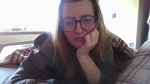 LiquidLeonie online show from 03/19/26, 08:07