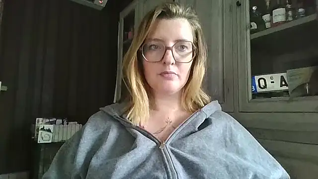 LiquidLeonie online show from 04/06/26, 09:21