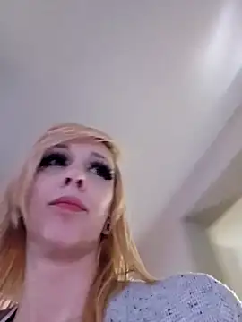 AmethystFoxx online show from 02/27/25, 07:15