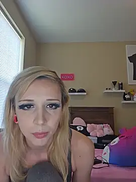 Snapshot of AmethystFoxx chatting on 05/28/26, 05:32 AmethystFoxx online show from 05/28/26, 05:32