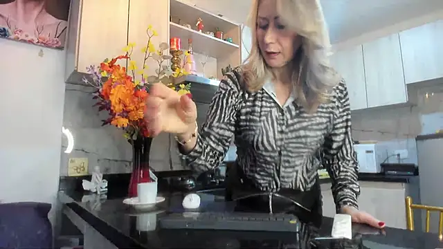 ashleymilf 1 online show from 11/06/25, 03:02