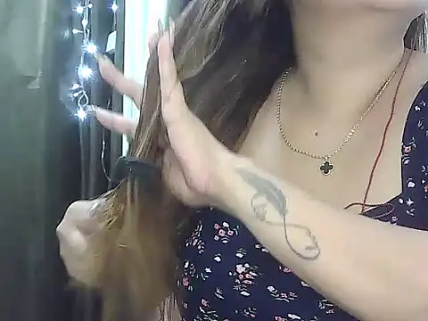 Snapshot of wild_amber25 chatting on 01/17/26, 03:06 wild amber25 online show from 01/17/26, 03:06