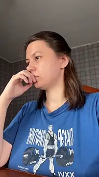 Snapshot of NinaVI chatting on 11/07/25, 05:13 NinaVI online show from 11/07/25, 05:13