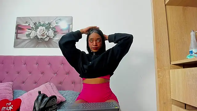 sharon hill online show from 06/12/26, 01:37