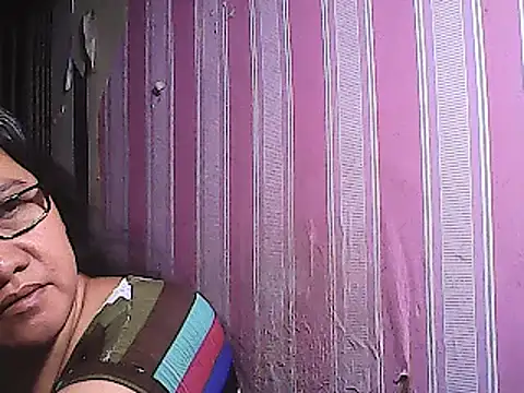 sweetsosie18 online show from 03/17/25, 05:16