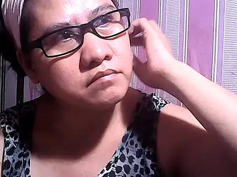 sweetsosie18 online show from 10/11/25, 07:18