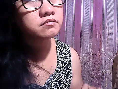 sweetsosie18 online show from 11/03/25, 08:04