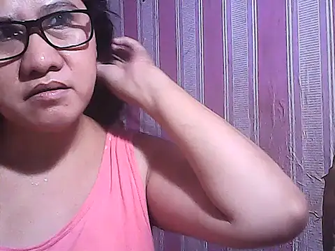 sweetsosie18 online show from 11/06/25, 08:59