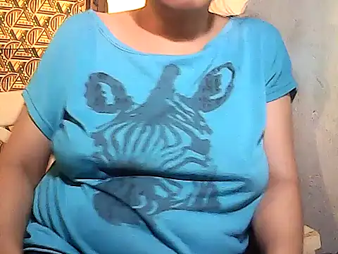 sweetsosie18 online show from 12/19/25, 05:42