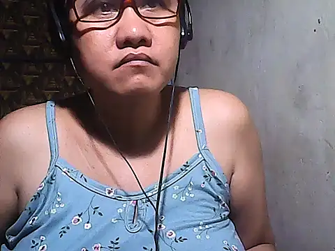 sweetsosie18 online show from 02/12/26, 08:15