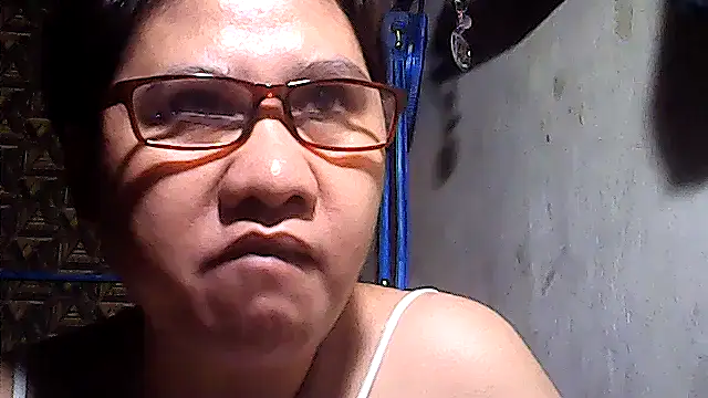 sweetsosie18 online show from 04/08/26, 07:47