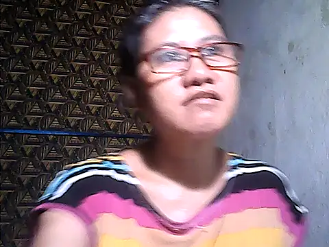 Snapshot of sweetsosie18 chatting on 07/18/26, 06:17 sweetsosie18 online show from 07/18/26, 06:17