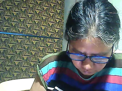 Snapshot of sweetsosie18 chatting on 07/21/26, 05:10 sweetsosie18 online show from 07/21/26, 05:10