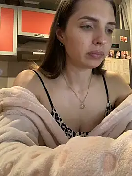 Snapshot of SeducingYoghourt chatting on 12/10/24, 04:38 SeducingYoghourt online show from 12/10/24, 04:38