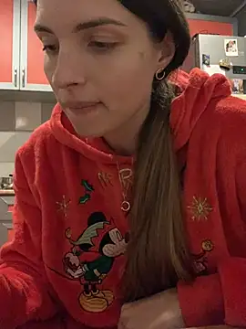 Snapshot of SeducingYoghourt chatting on 12/18/24, 03:00 SeducingYoghourt online show from 12/18/24, 03:00