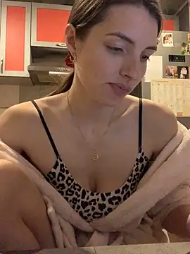 Snapshot of SeducingYoghourt chatting on 12/29/24, 03:46 SeducingYoghourt online show from 12/29/24, 03:46