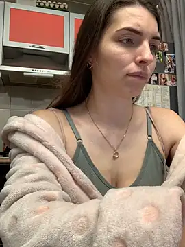 Snapshot of SeducingYoghourt chatting on 01/03/25, 01:47 SeducingYoghourt online show from 01/03/25, 01:47